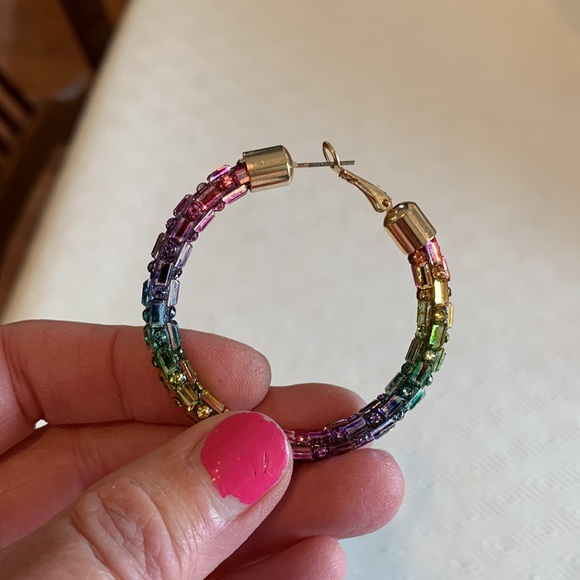 Guess crystal rainbow large hoop earrings - Picture 4 of 5